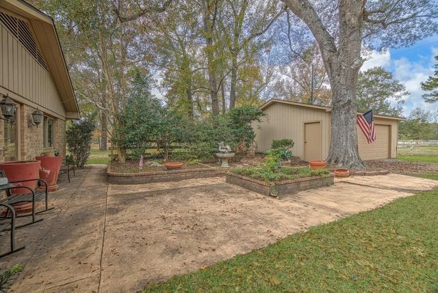 4473 Fm 2518 Road, Cleveland, TX 77327