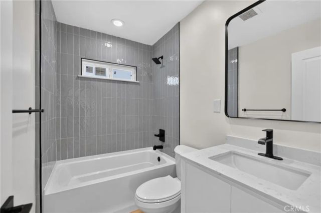 10227 Amboy, Pacoima, CA 91331
