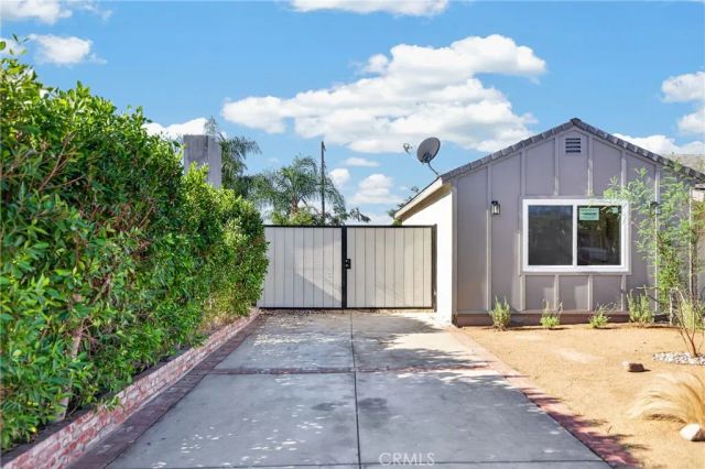 10227 Amboy, Pacoima, CA 91331