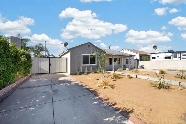 10227 Amboy, Pacoima, CA 91331