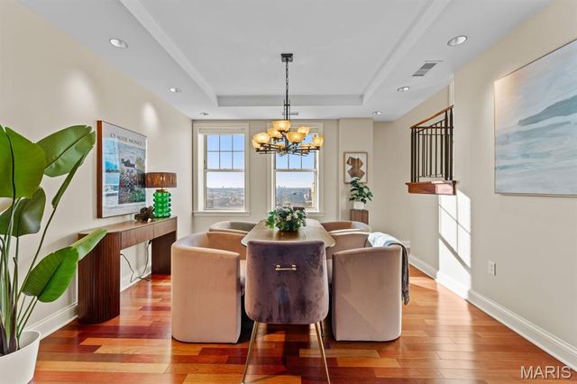 232 N Kingshighway Boulevard 1903, St Louis, MO 63108