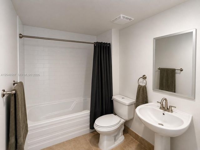 690 SW 1st Ct 3104, Miami, FL 33130