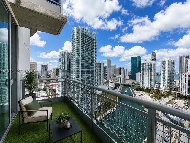 690 SW 1st Ct 3104, Miami, FL 33130