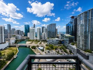 690 SW 1st Ct 3104, Miami, FL 33130