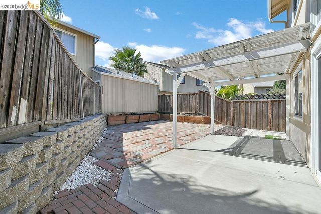 833 Oakwood Way, Oakley, CA 94561