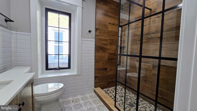 4121 TOWER ST, Philadelphia, PA 19127