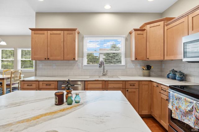 3440 Brixford Lane, West Lafayette, IN 47906