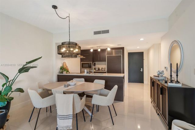 495 Brickell Ave 409, Miami, FL 33131