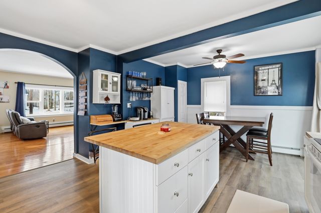 16 Bridge Street, Berwick, ME 03901