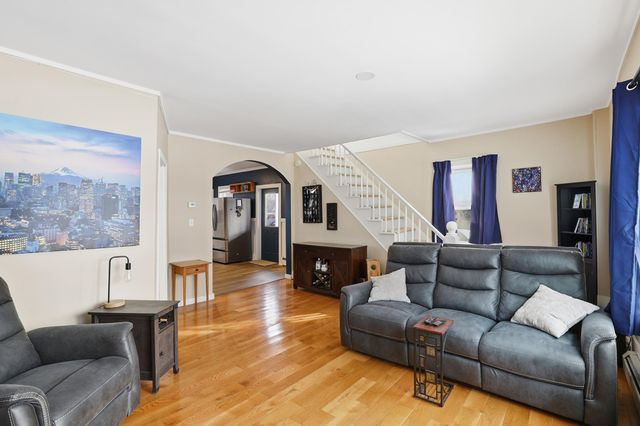 16 Bridge Street, Berwick, ME 03901