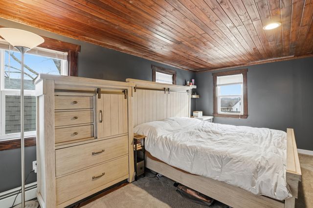 16 Bridge Street, Berwick, ME 03901