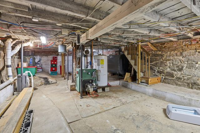 16 Bridge Street, Berwick, ME 03901