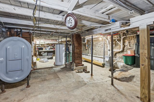 16 Bridge Street, Berwick, ME 03901