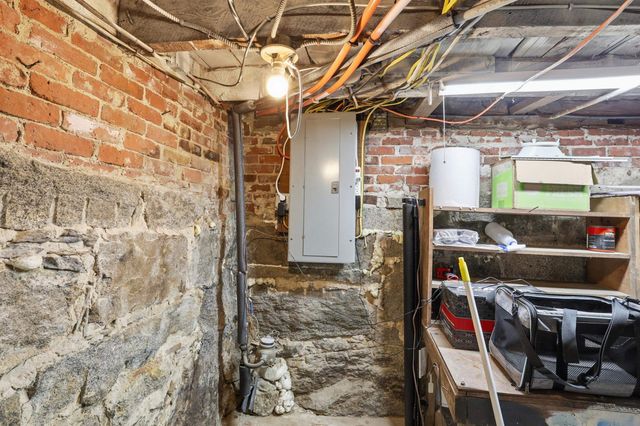 16 Bridge Street, Berwick, ME 03901