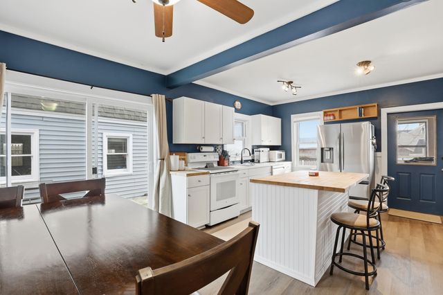 16 Bridge Street, Berwick, ME 03901