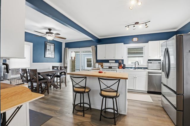 16 Bridge Street, Berwick, ME 03901