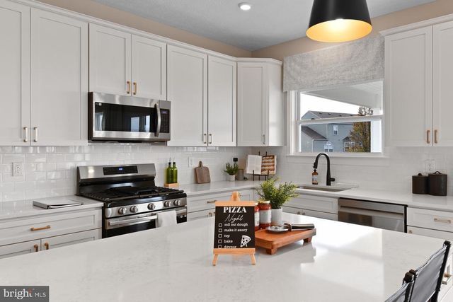 9076 BELL MARE LN, Rixeyville, VA 22737