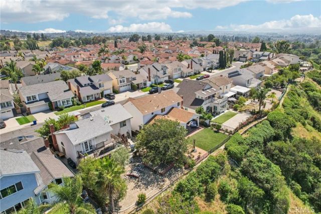 21355 Stonehaven, Lake Forest, CA 92630