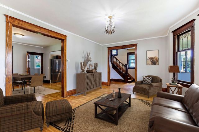 884 Iglehart Avenue, Saint Paul, MN 55104