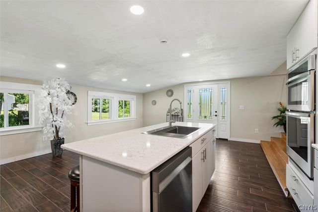 1631 Albring Road, Skaneateles, NY 13152