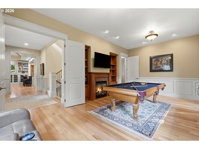 17410 UPPER CHERRY Ln, Lake Oswego, OR 97034