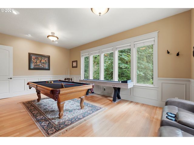 17410 UPPER CHERRY Ln, Lake Oswego, OR 97034