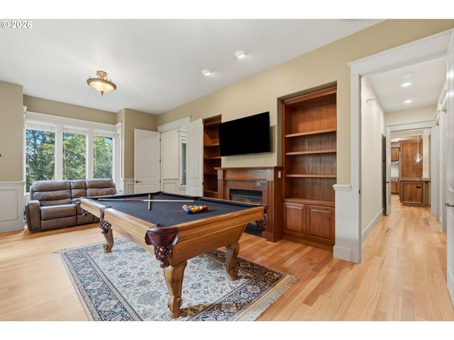 17410 UPPER CHERRY Ln, Lake Oswego, OR 97034