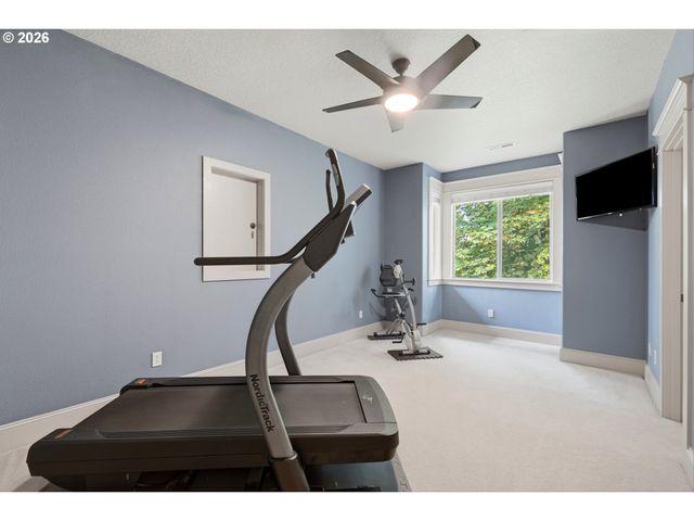 17410 UPPER CHERRY Ln, Lake Oswego, OR 97034