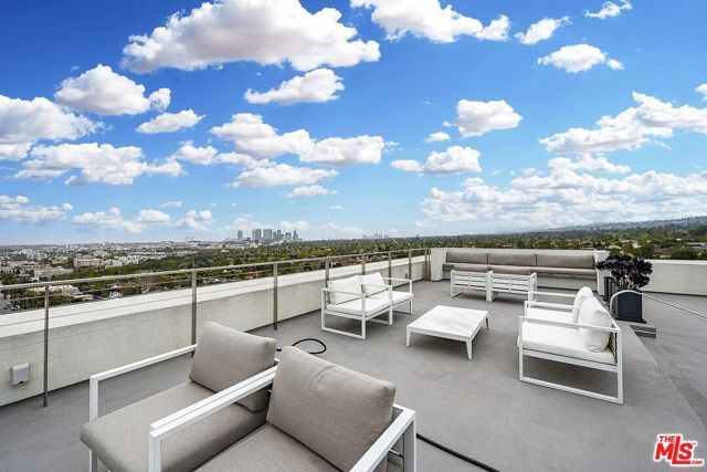 838 N Doheny Drive 4B, West Hollywood, CA 90069