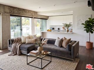 838 N Doheny Drive 4B, West Hollywood, CA 90069