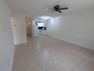 4050 NW 135th St 8-9, Opa-locka, FL 33054