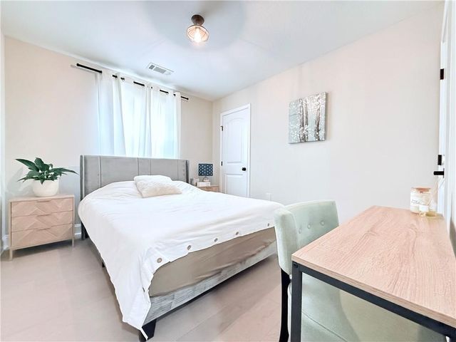 138 Livingston Court, Winder, GA 30680