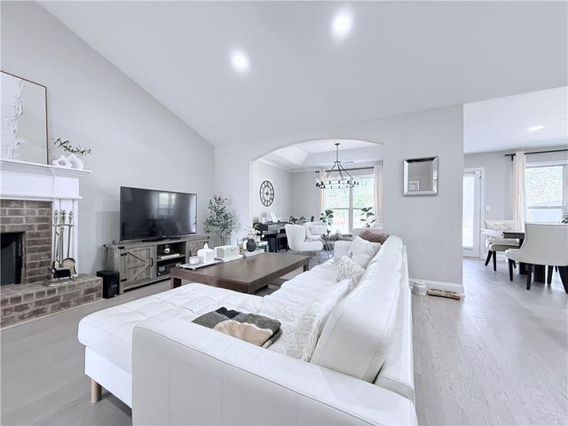 138 Livingston Court, Winder, GA 30680