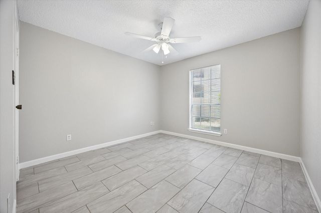 2120 El Paseo Street 615, Houston, TX 77054