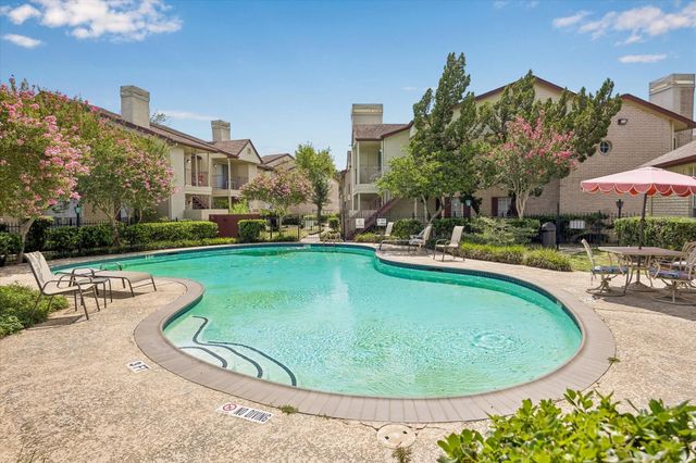 2120 El Paseo Street 615, Houston, TX 77054