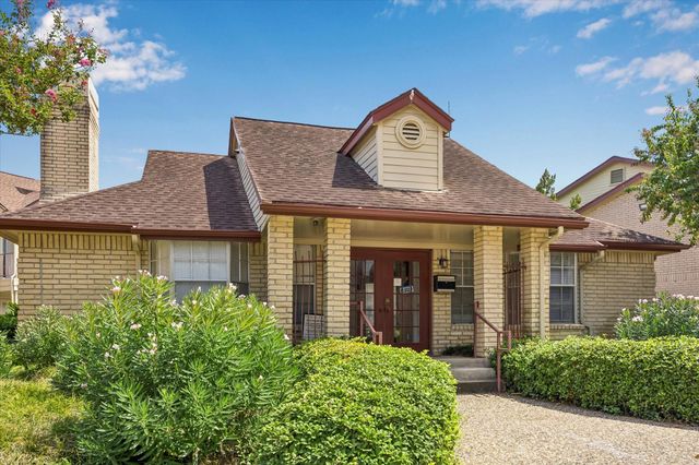 2120 El Paseo Street 615, Houston, TX 77054