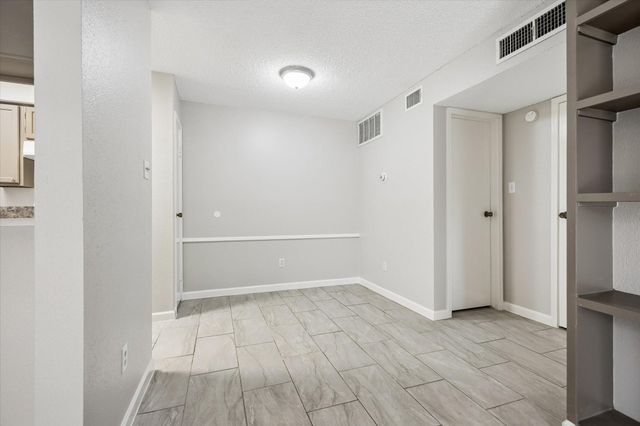 2120 El Paseo Street 615, Houston, TX 77054