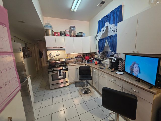 1239 S Avers Avenue, Chicago, IL 60623
