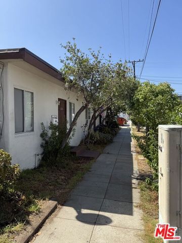 720 Salem Street, Glendale, CA 91203