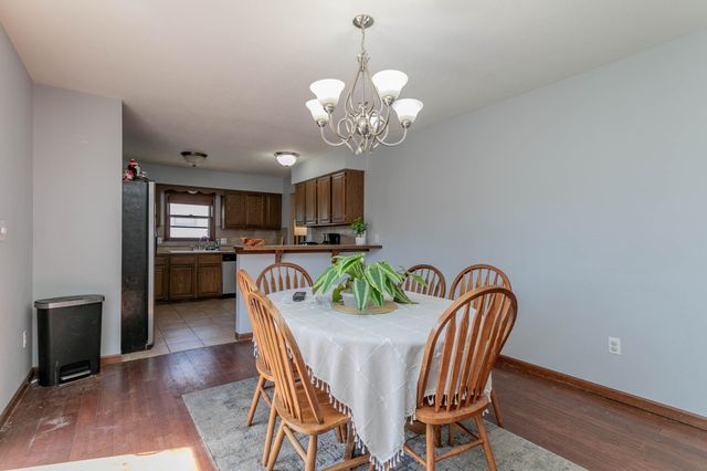 1108 KROHN ST, Boonville, MO 65233