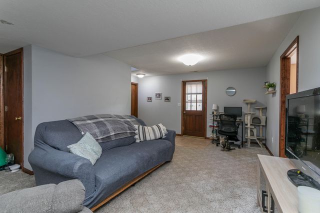 1108 KROHN ST, Boonville, MO 65233