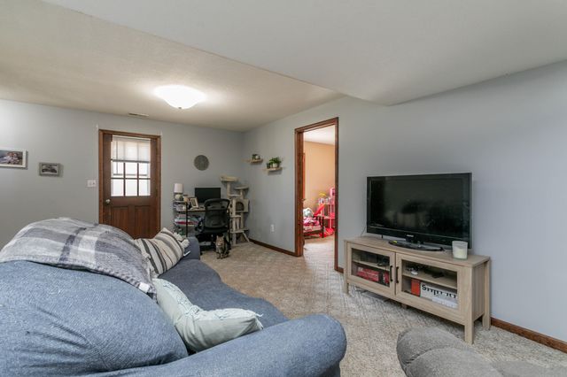 1108 KROHN ST, Boonville, MO 65233