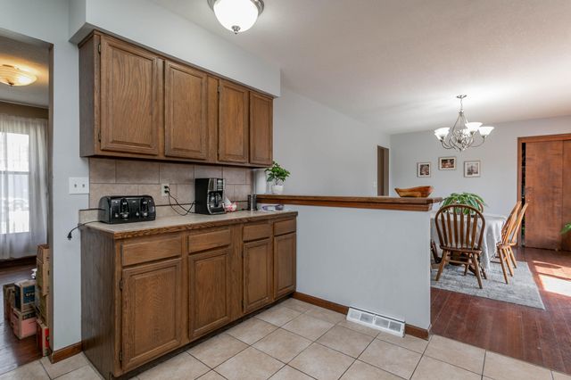 1108 KROHN ST, Boonville, MO 65233