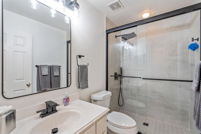 3900 Simon Ridge CT, Cedar Park, TX 78613