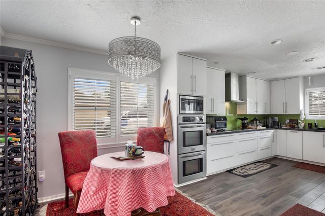 614 S Diamondhead Boulevard, Crosby, TX 77532