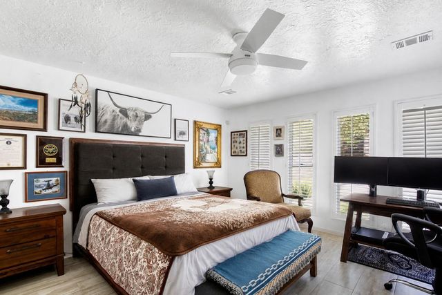 614 S Diamondhead Boulevard, Crosby, TX 77532
