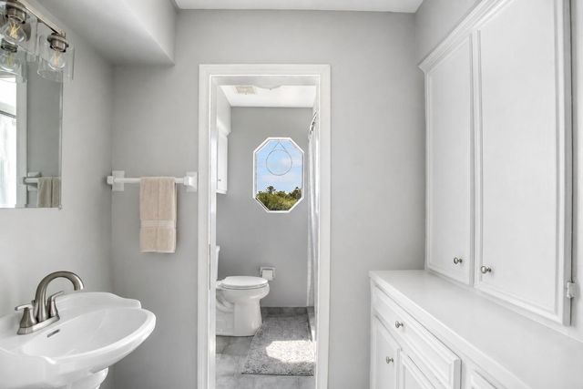 614 S Diamondhead Boulevard, Crosby, TX 77532