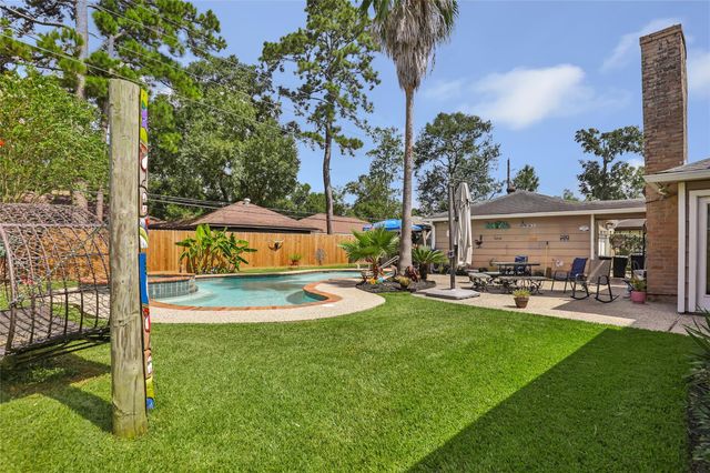 614 S Diamondhead Boulevard, Crosby, TX 77532