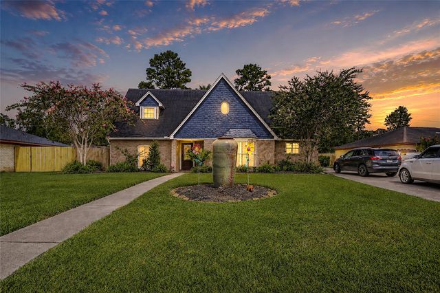 614 S Diamondhead Boulevard, Crosby, TX 77532