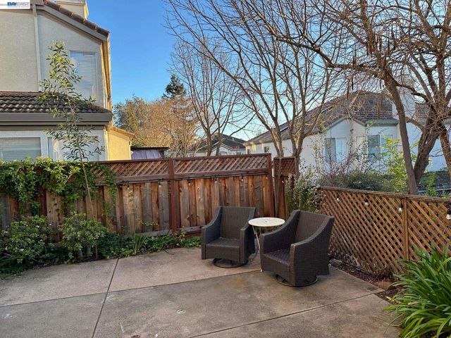 912 912 Vista Pointe Dr, San Ramon, CA 94582